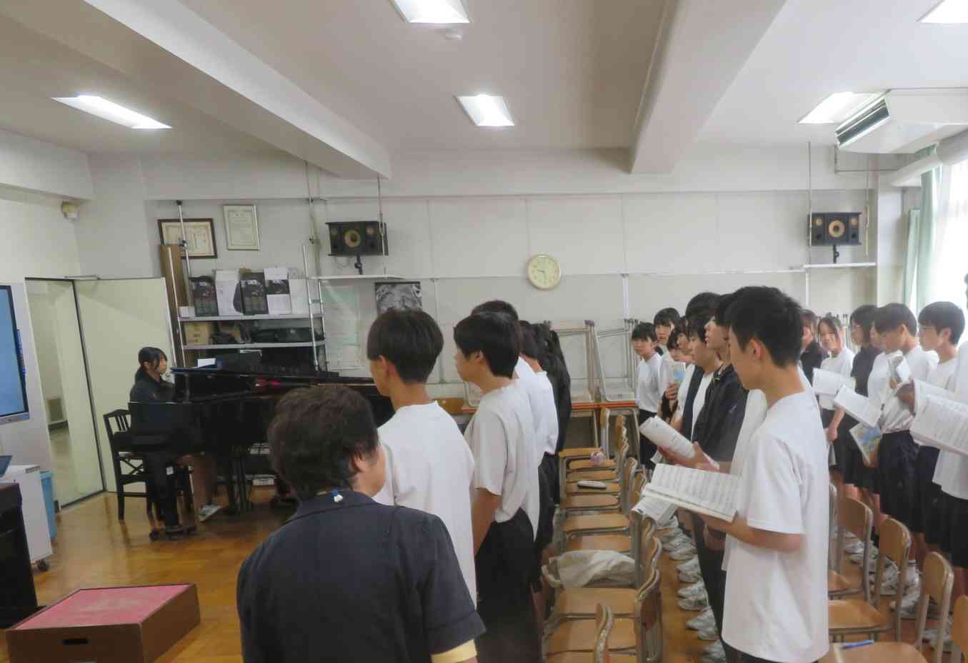 2年音楽男子IMG_2252[1]