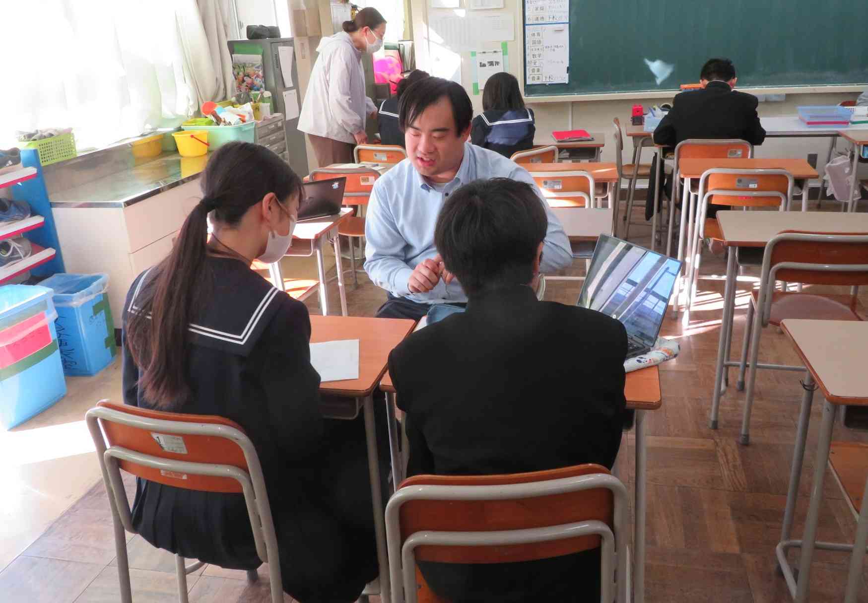 6組お楽しみ会準備6IMG_7783[1]