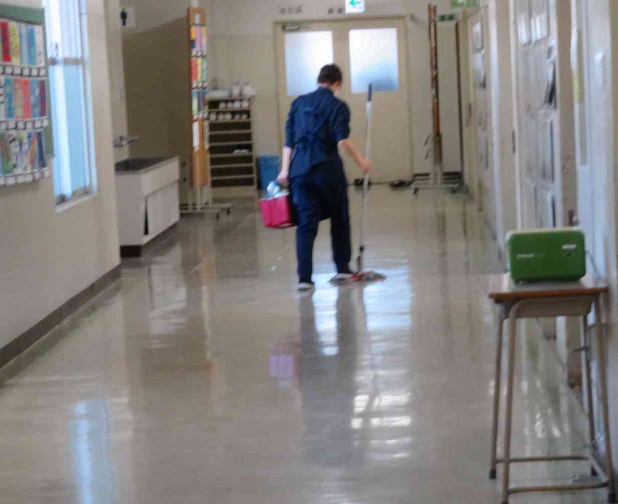 １主事さんIMG_7843[1]