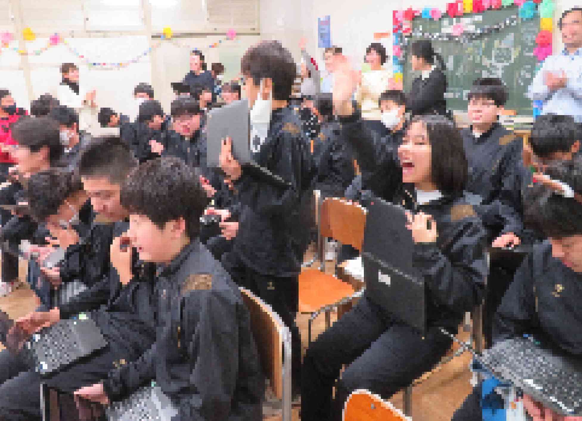 6組クイズ生徒全体IMG_8469