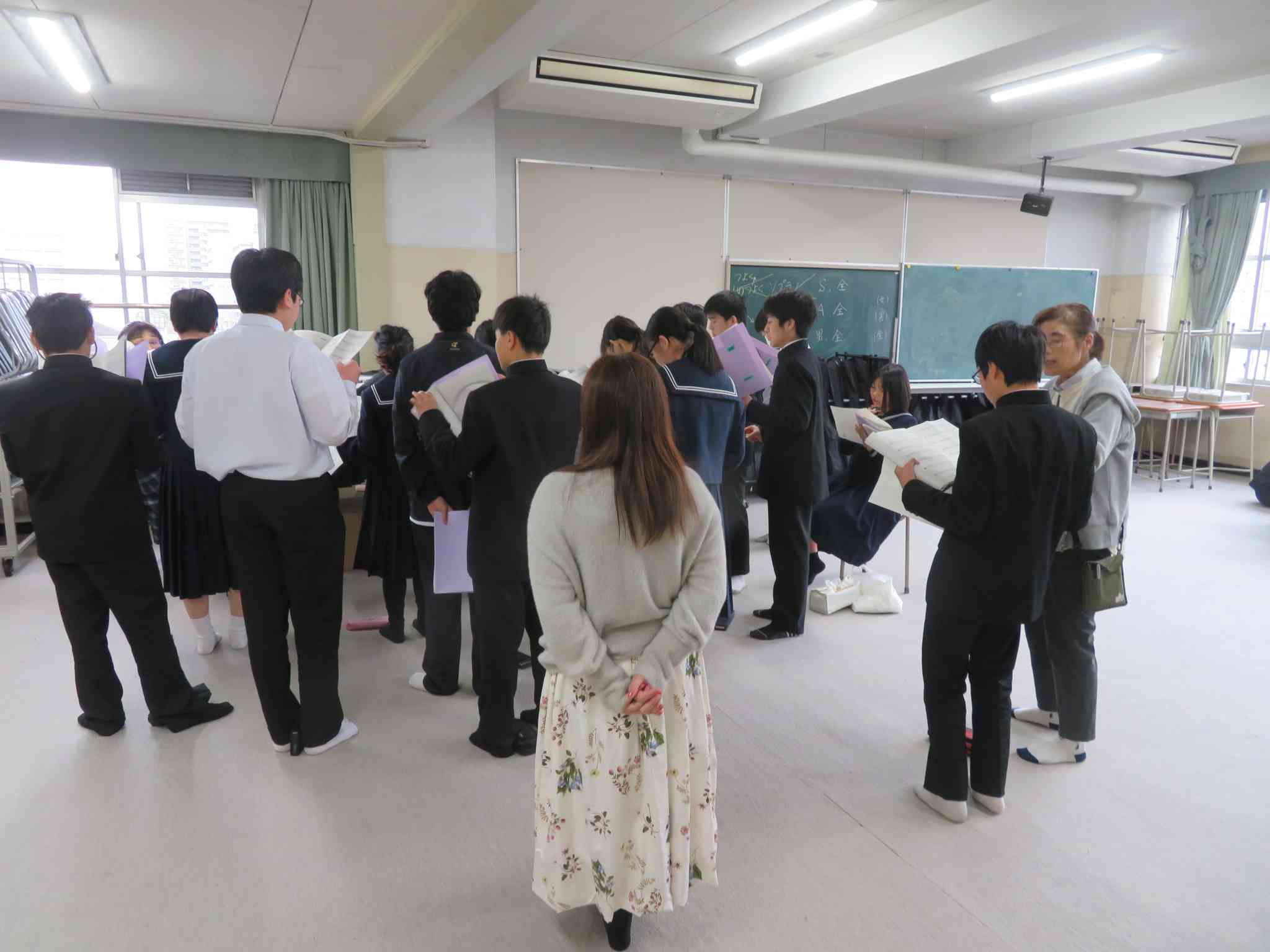 6組音楽２IMG_8680