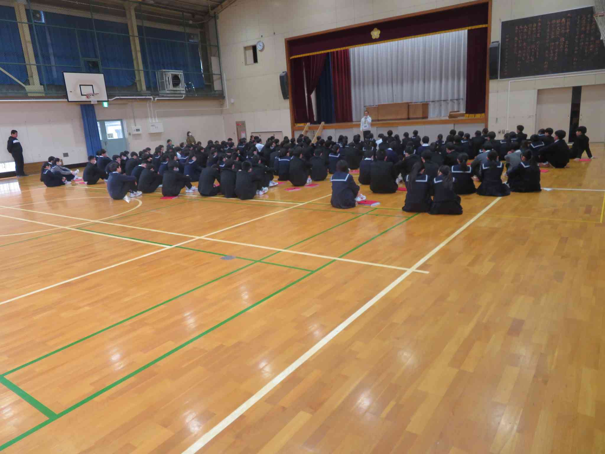 3年最後の学年集会１IMG_2633