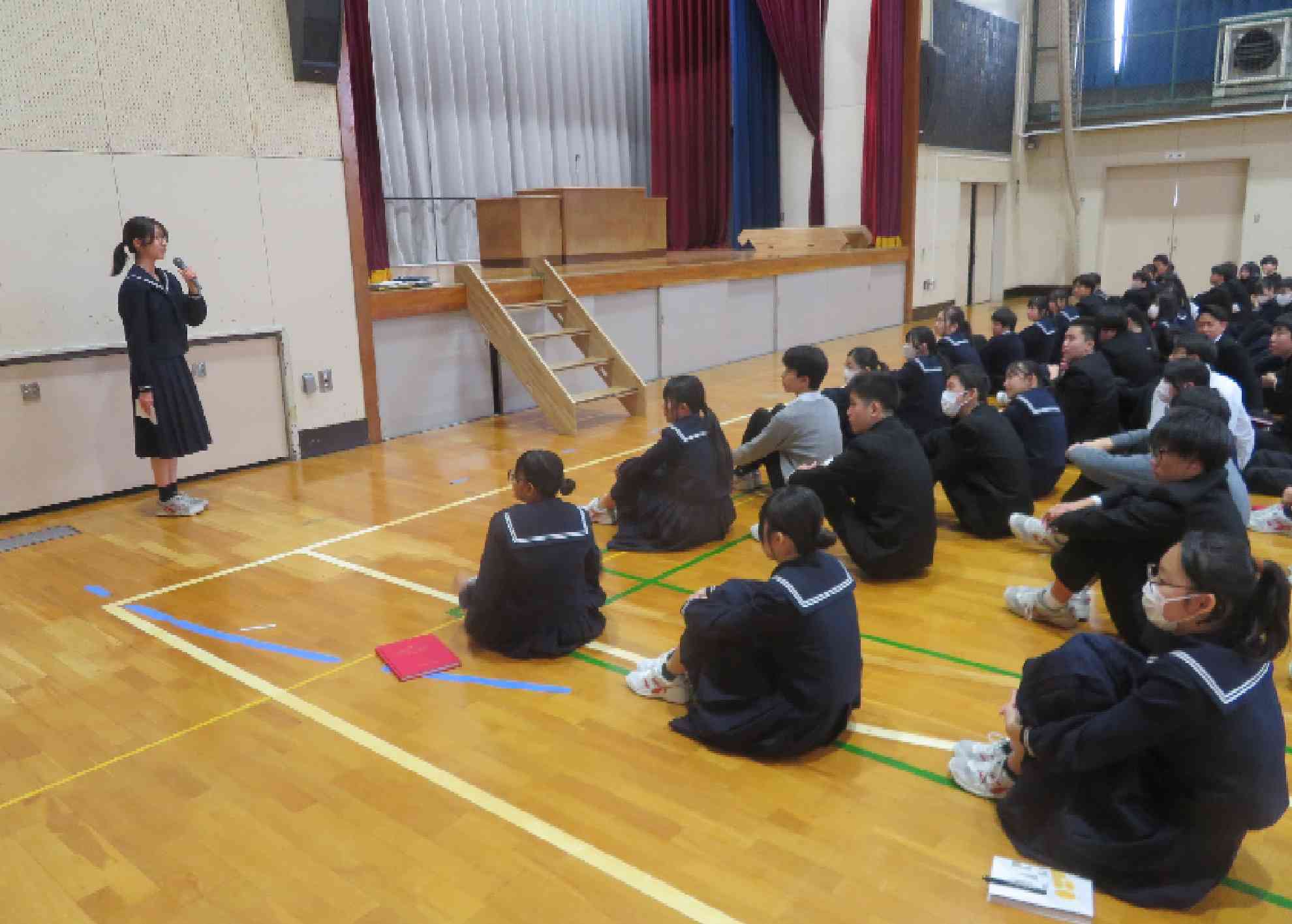 3年最後の学年集会4IMG_2649[1]