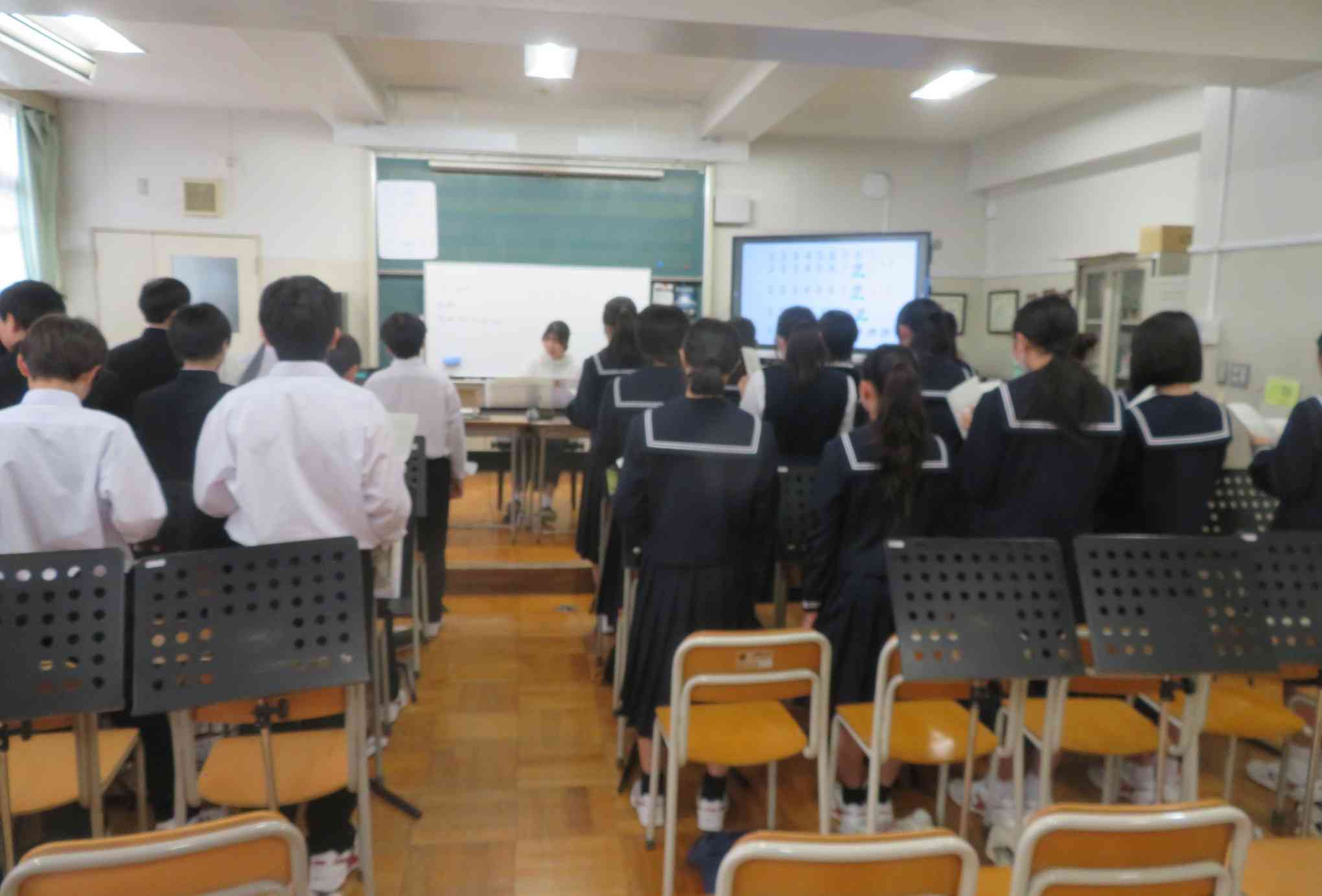 1年音楽２IMG_4648[1]