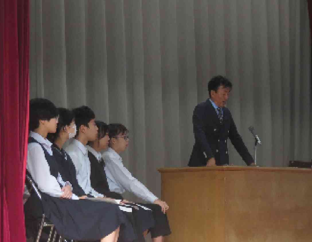 認証式３　校長IMG_4287[2]